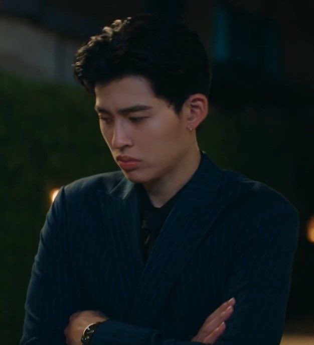 ต้า シ tweet media