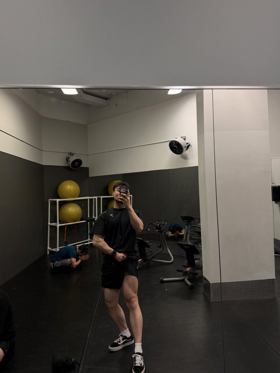 热血炫面 tweet media