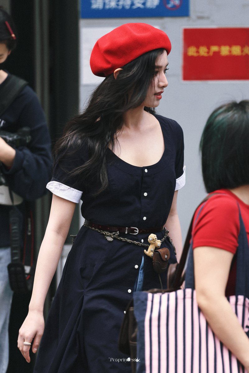 𝖟𝖆𝖟𝖆 tweet media