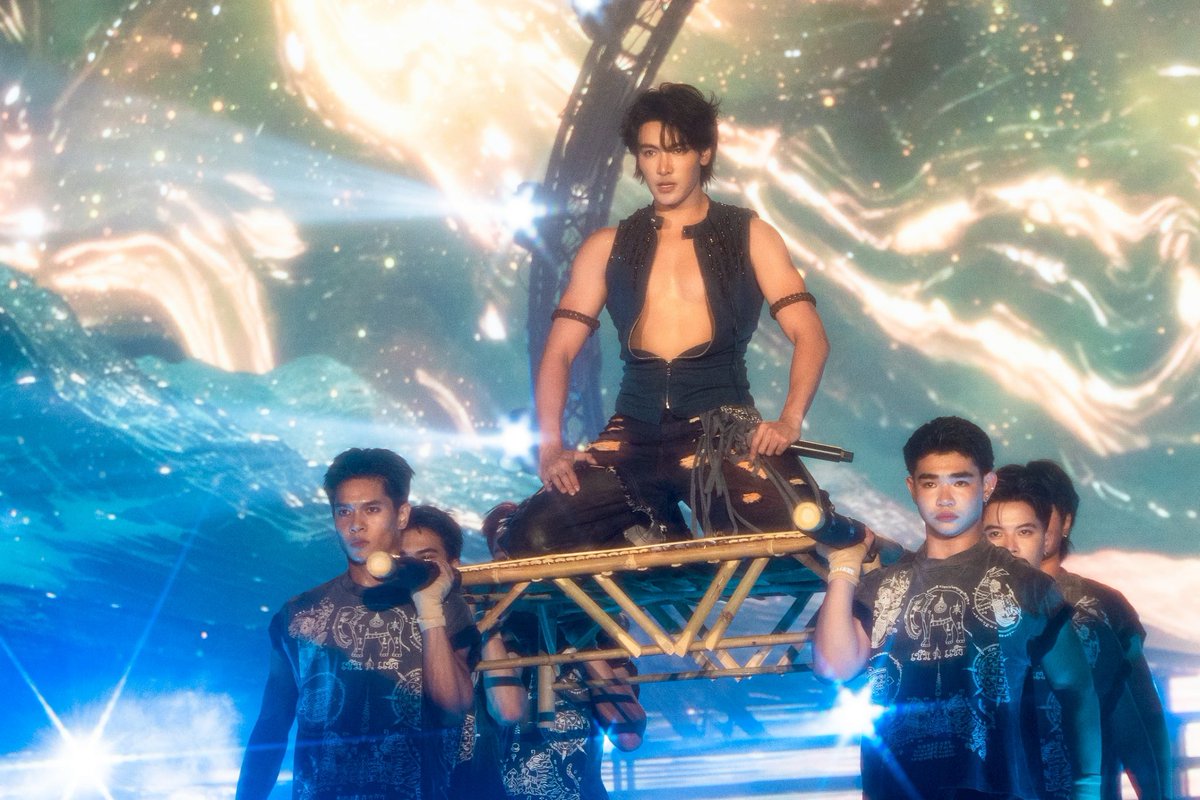 hashtag legend Thailand tweet media