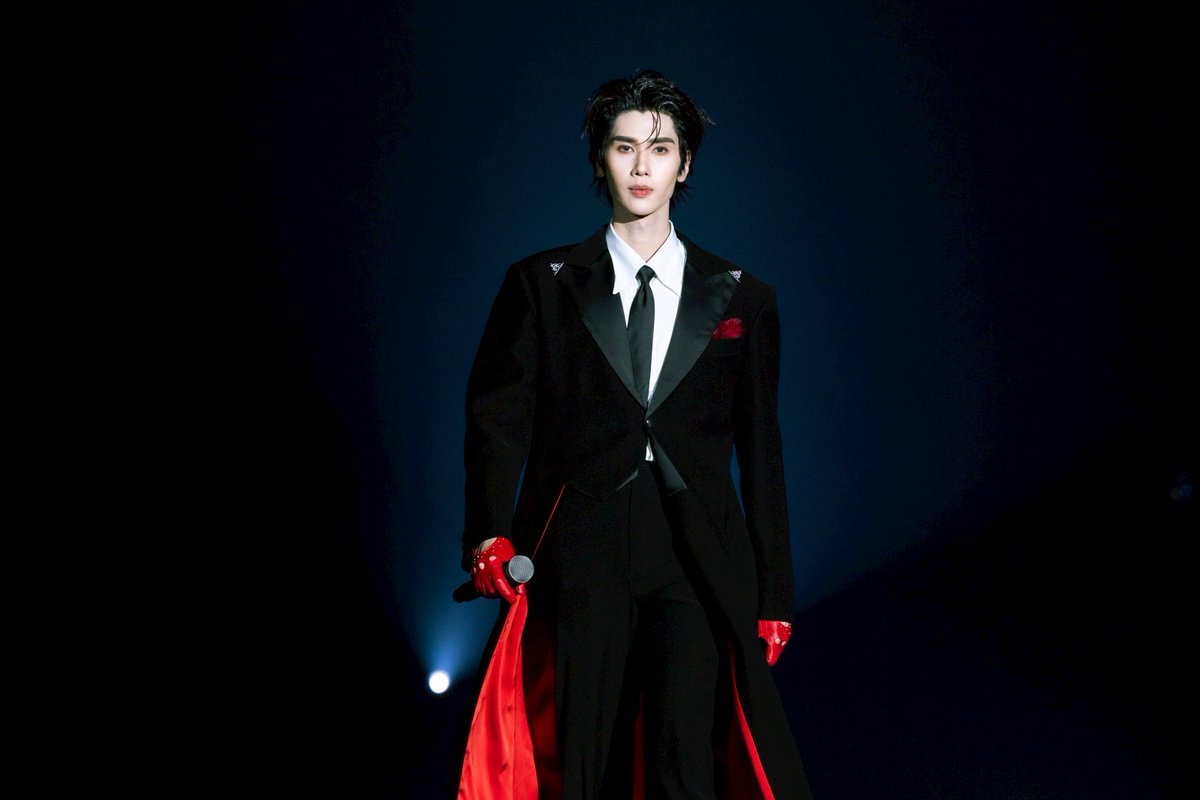 hashtag legend Thailand tweet media