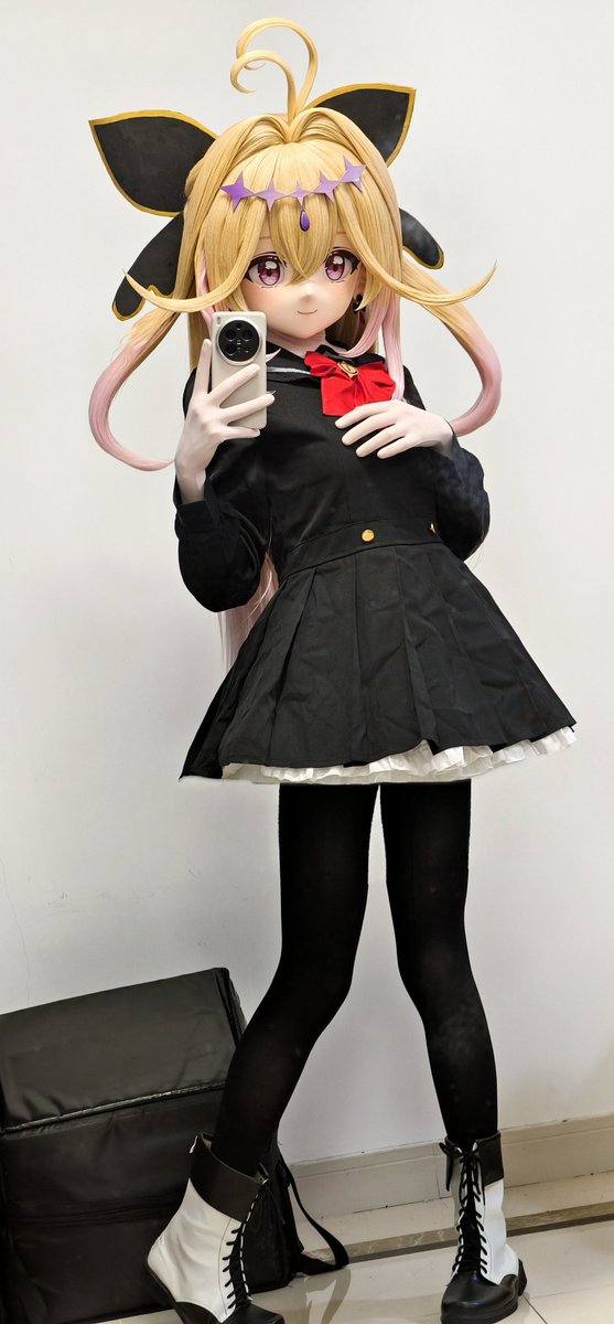 relPeach tweet media