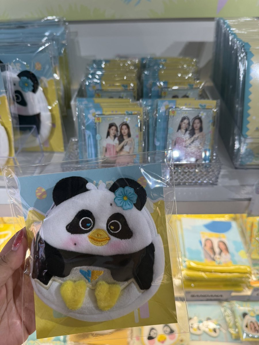 cake ❦ tweet media