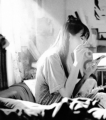 베이시스트 tweet media