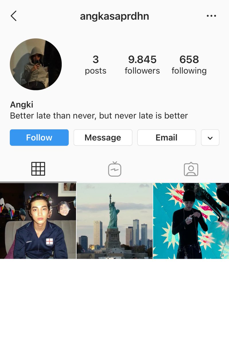 Ilsa. 🦦 tweet media