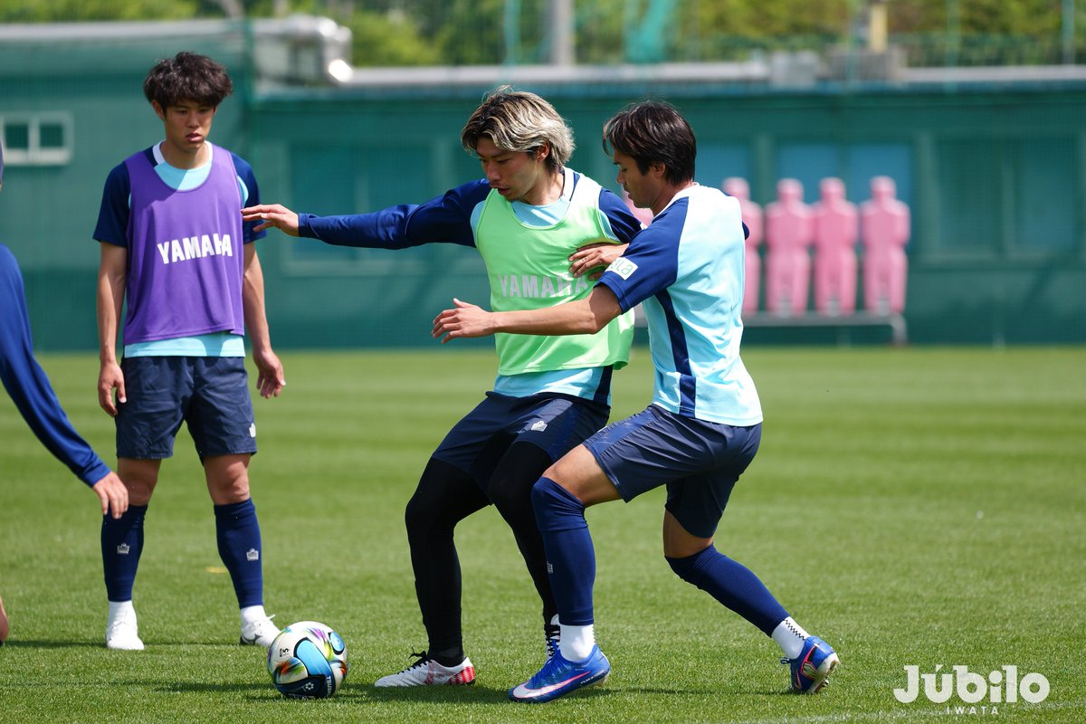 Jubiloiwata_YFC's tweet image. 📸 | 𝗪𝗘𝗟𝗖𝗢𝗠𝗘

新たな戦力、#加藤大育 選手がチームに合流💪

#ジュビロ磐田 #jubilo