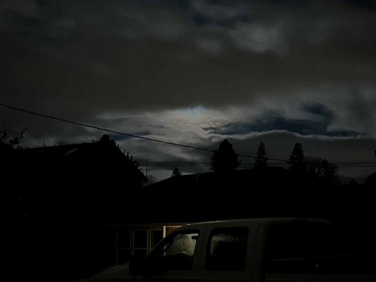 sometimes i take pictures and i think they’re pretty cool