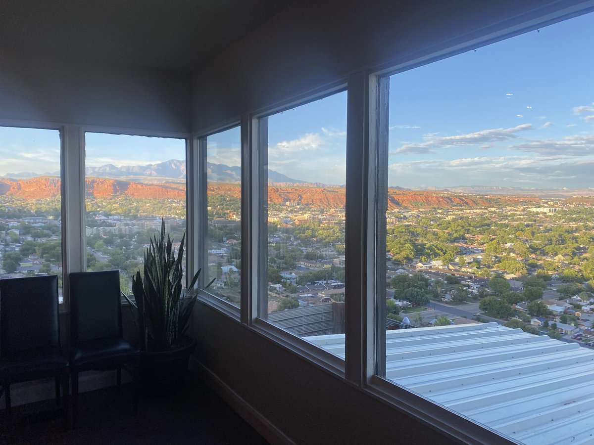 JMatthews_Wild's tweet image. Beautiful view of St George, Utah
#Utah #scenery #windows #bluesky