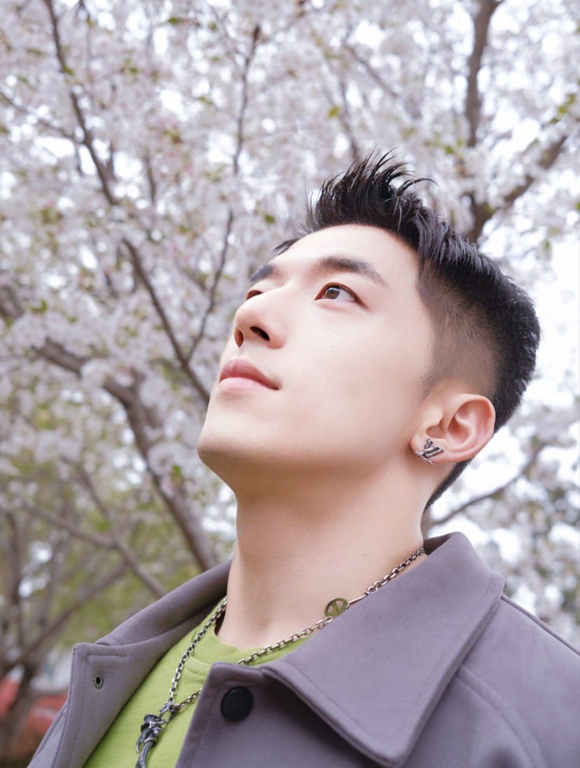 だいすけ tweet media