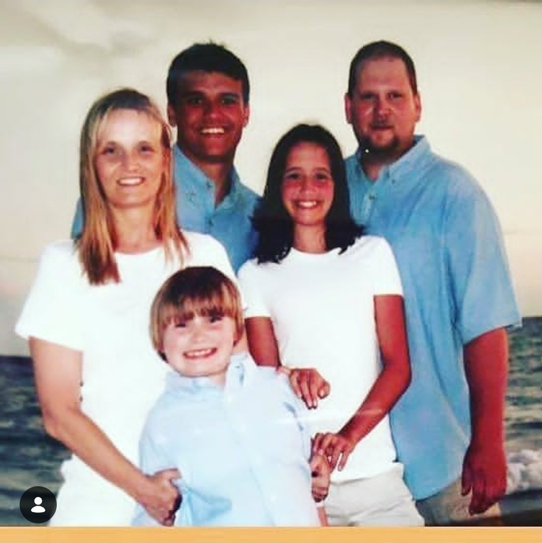 Nicholas tweet media