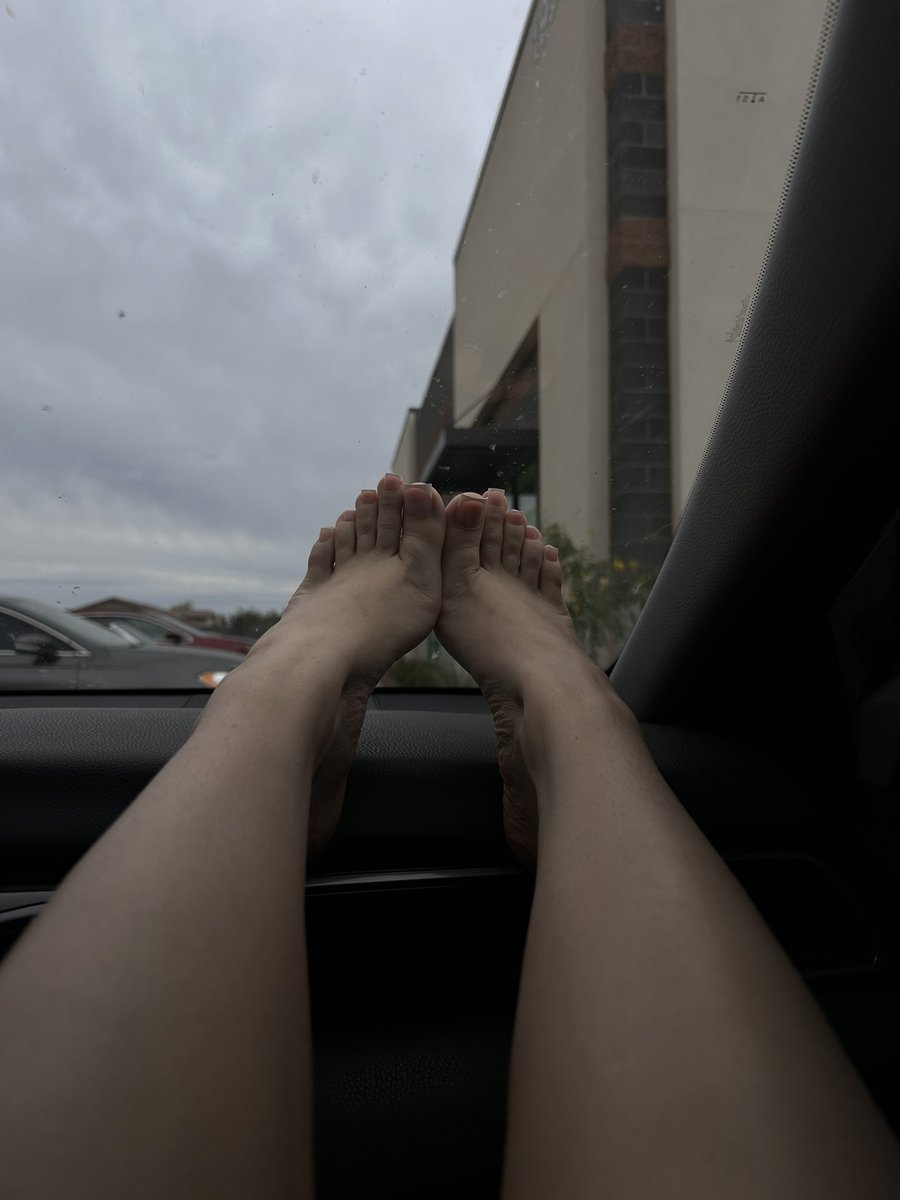prxnvesscie's tweet photo. I’ll be going back to French tip soon 🤭 https://t.co/rXodEID2lv