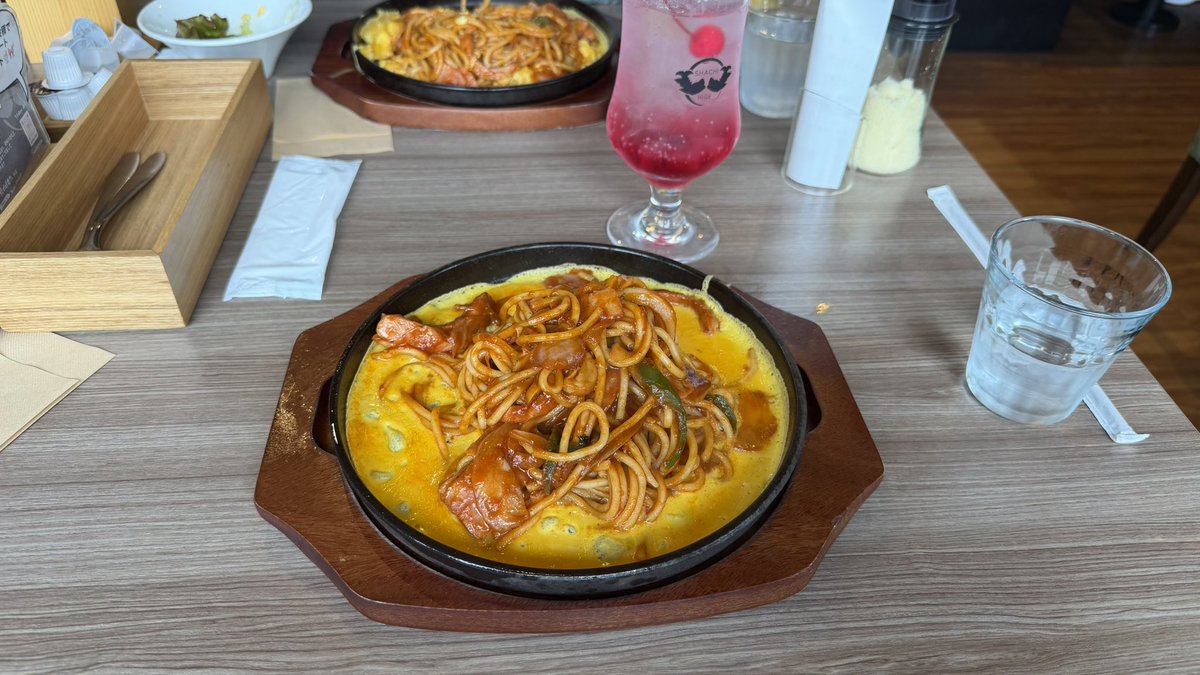 トカゲ tweet media