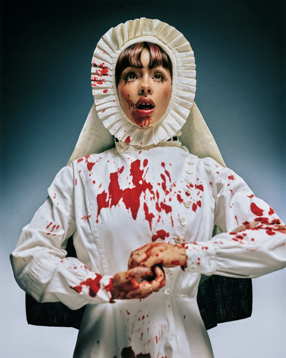 Melanie Martinez archive tweet media