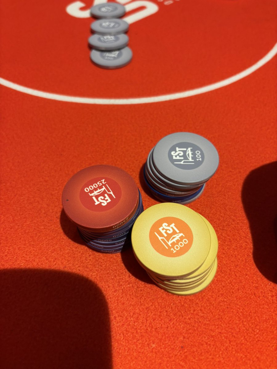 カケル tweet media