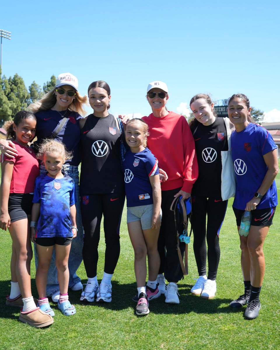 U.S. Women's National Soccer Team tweet media