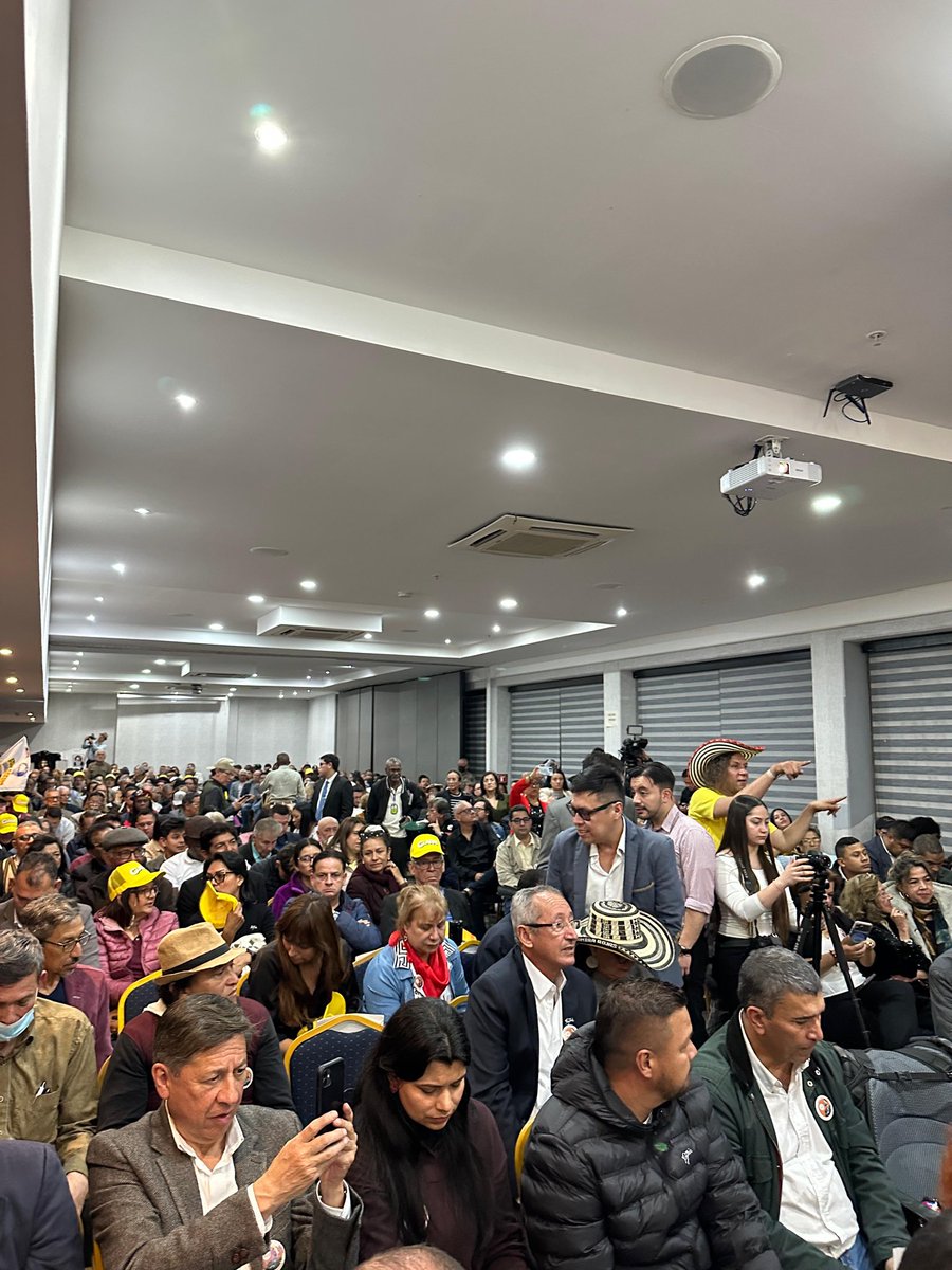 Juan Fernando Cristo tweet media