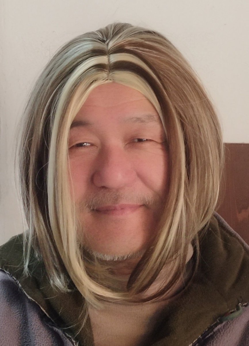 ファミリートコ「４月はとん平定食」 tweet media