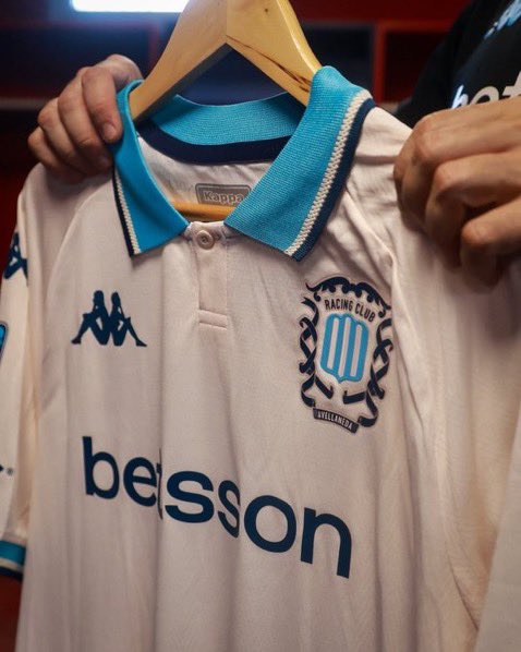 Perfumismo tweet media