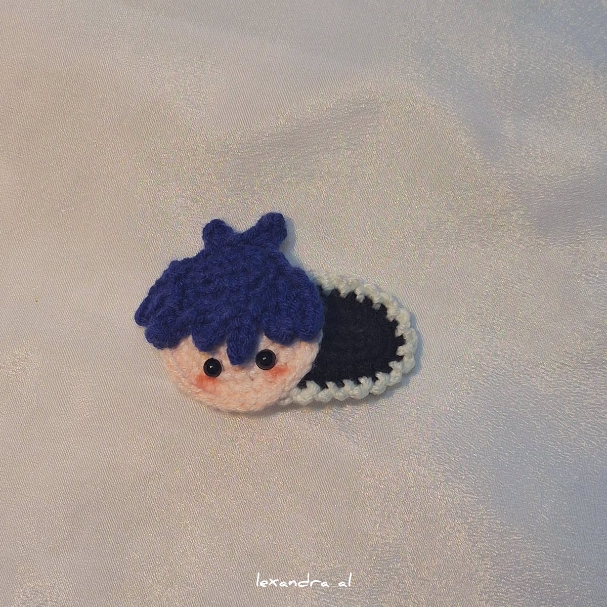 lexa_ndraal's tweet photo. Crochet character hair clip https://t.co/HBlwhhWrId