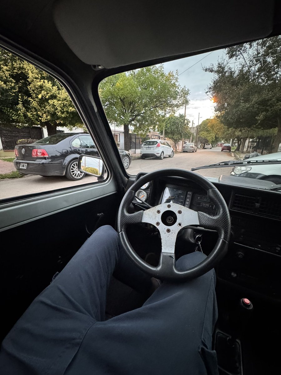 tiaagod55's tweet photo. Tuve mil8, Audi, ds3, cruce, muchas mechas. Pero lo feliz que sería con una latita 😍😍😍, cuenta pendiente el 47 https://t.co/DzPyrPg26b