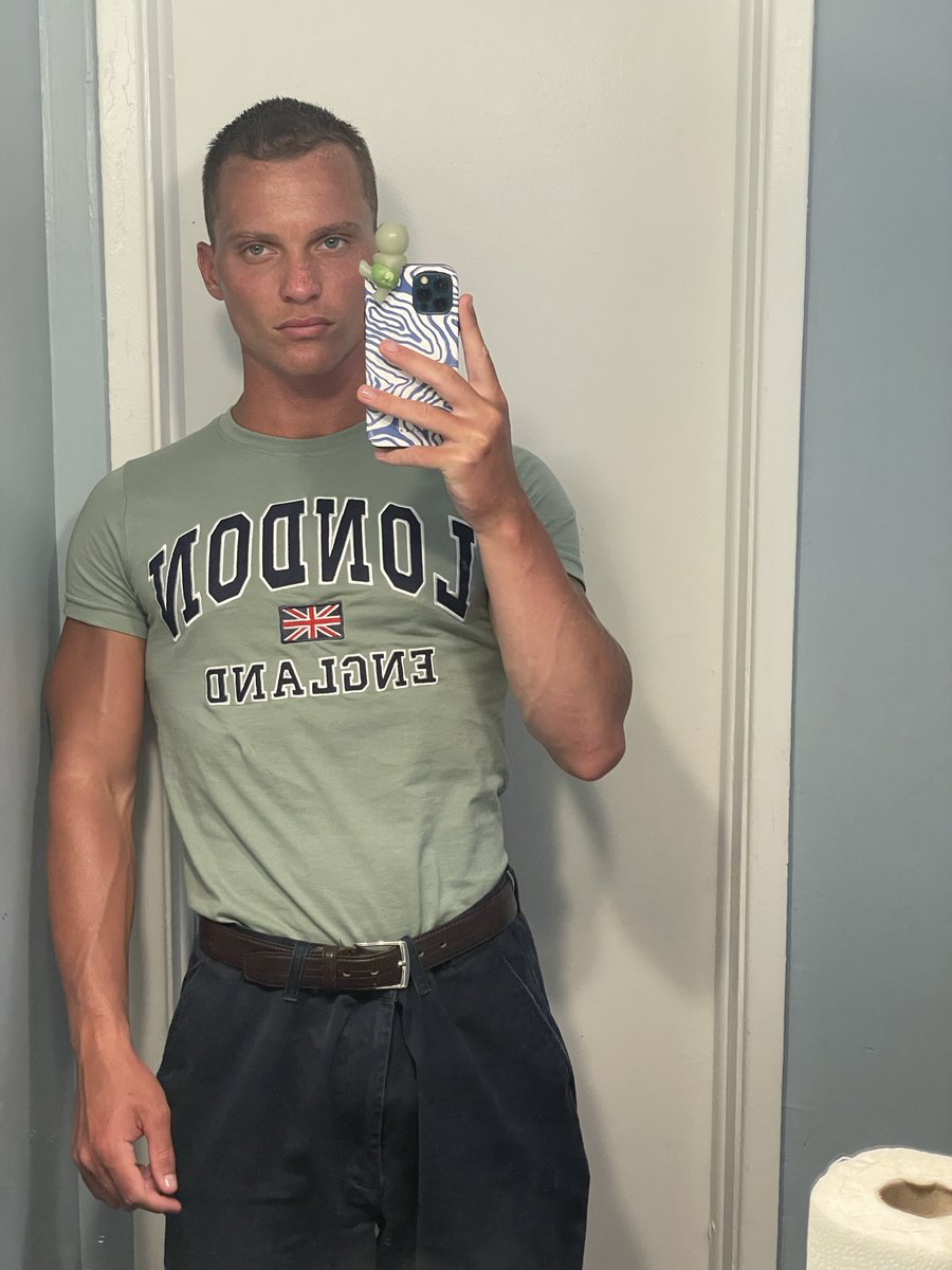 diabeticthot's tweet photo. Who missed me? https://t.co/CuJkxEPrun