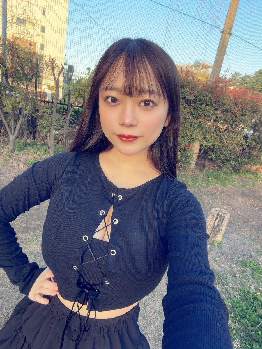 佐野なぎさ【1st写真集予約受付中】 tweet media