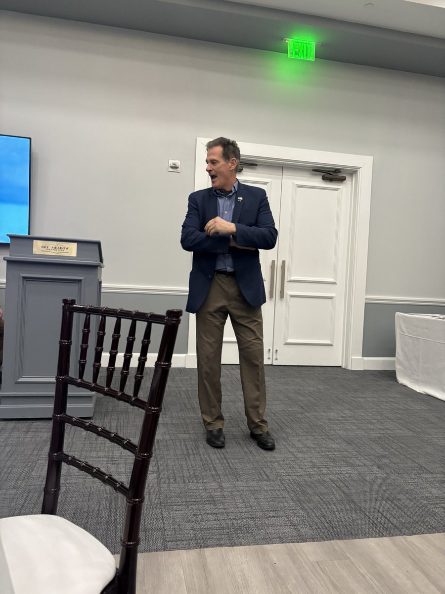 SenScottBrown's tweet photo. Amazing night in Nashua with the Republican Committee. The momentum is building.

Grateful for the powerful support and kind words from Senator Kevin Avard. It means a lot and only fuels this fight.

We’re not slowing down. But we need you.

Step up and join us → https://t.co/L0XlBY9qAm