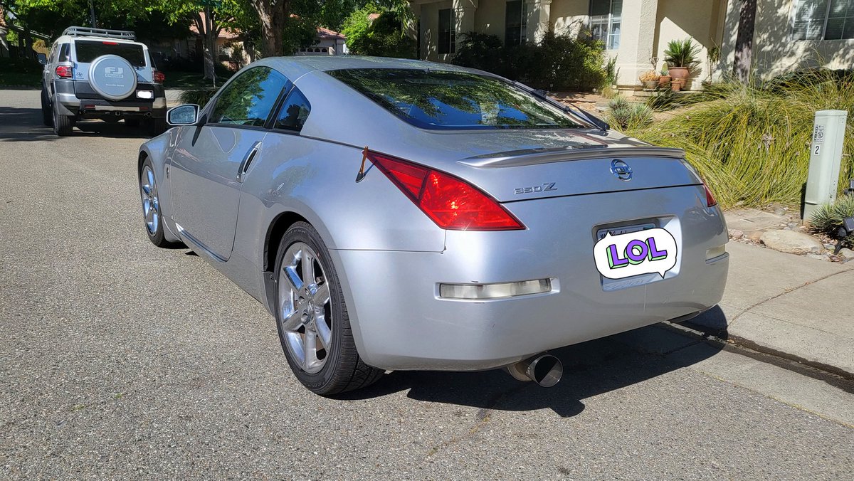 female sheldon cooper ⚢ tweet media