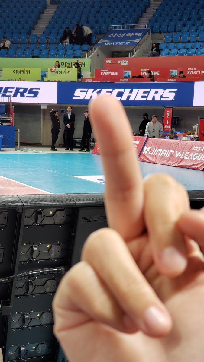 ✨️GL의 꽃말은 관랄✨️ 팥죽쑤어리셔스 드 주니어 in 304 tweet media