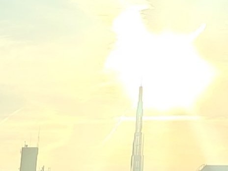 Rebeccabigsix2's tweet photo. They even painted Chem trails in the food bank mural. How fitting.
They're in a hurry to cover something up tonight. Tell me that sun is normal. F*ck outa here. When is this gonna stop? https://t.co/jr1rAMachn