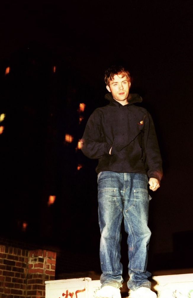archive damon albarn tweet media