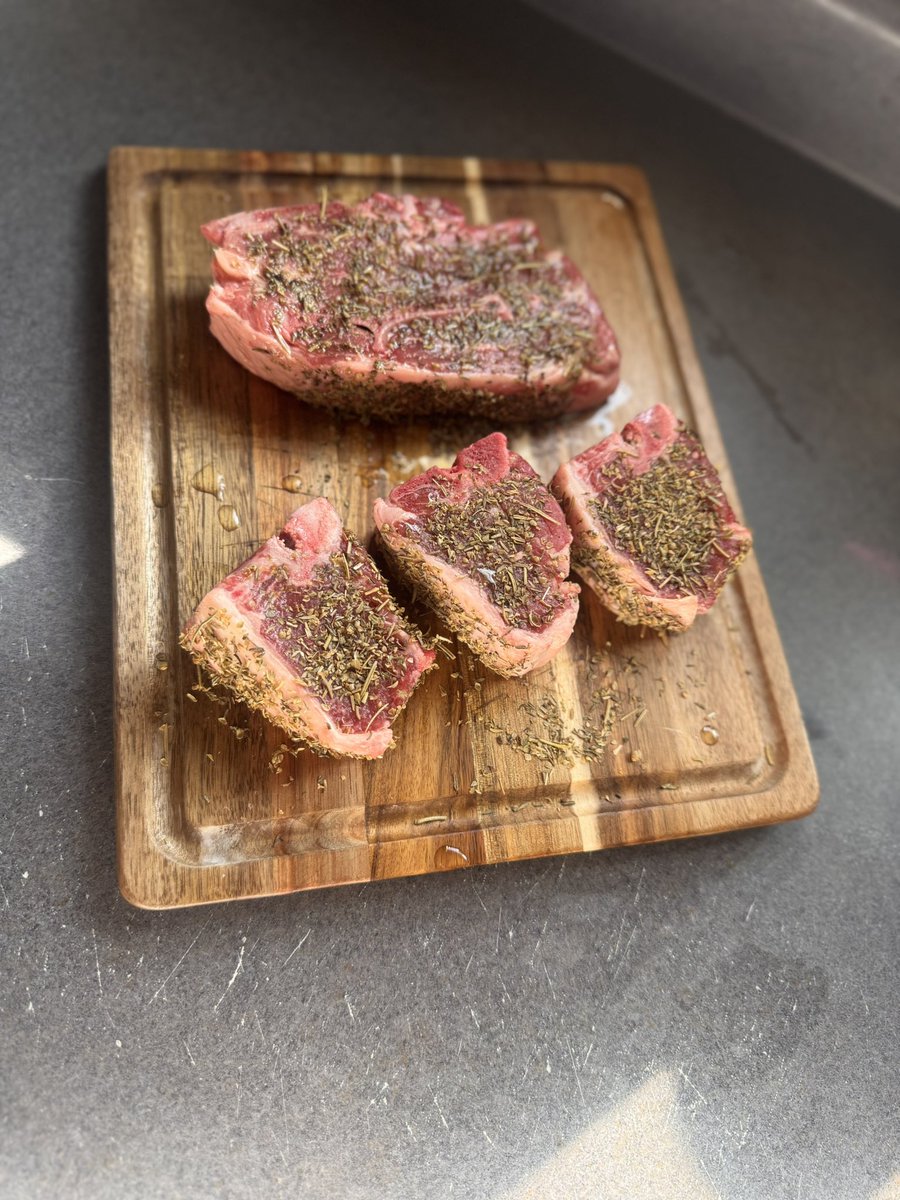 𝙸𝚂𝙸𝙰𝙷 tweet media