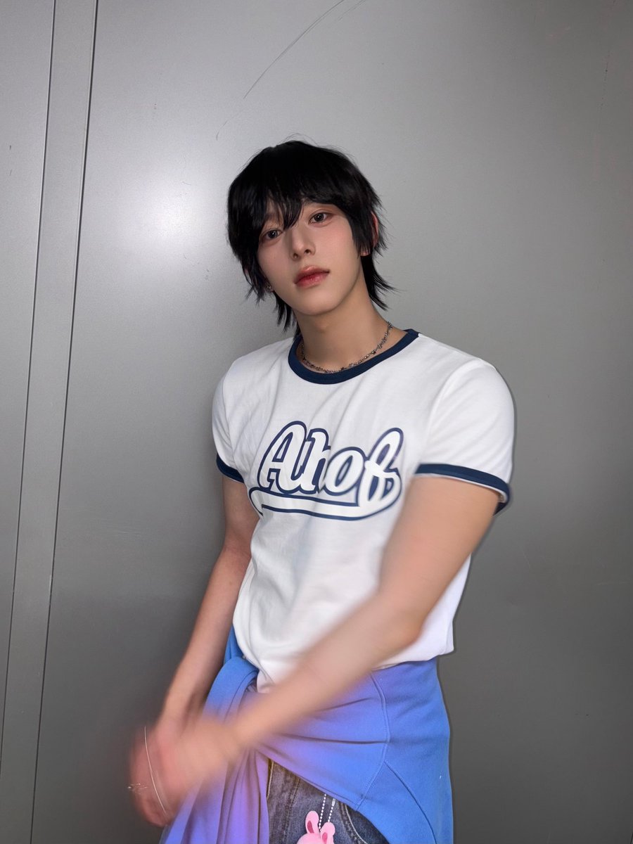 hana˚࿔*:・ tweet media