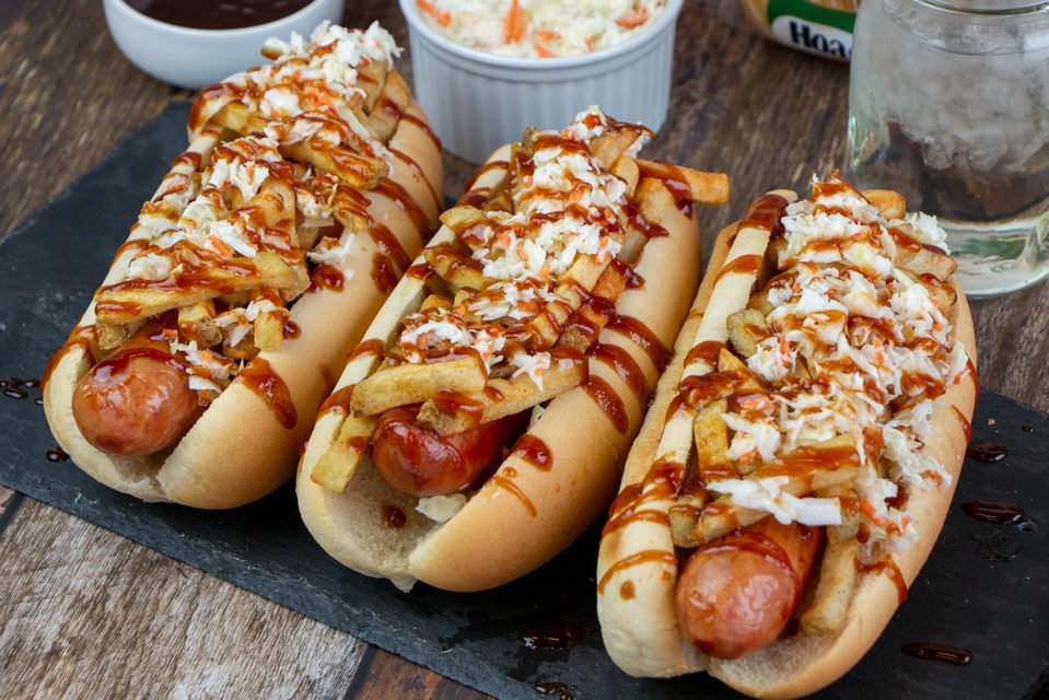 f250suite's tweet photo. @chirno_helmet Polish Boy from Cleveland, Ohio.
It's a Polish sausage, with coleslaw,  french fries, and barbecue sauce or hot sauce. https://t.co/l2Ea5R3kQB