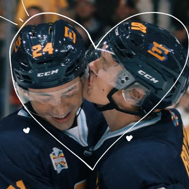 moon ♡ tweet media