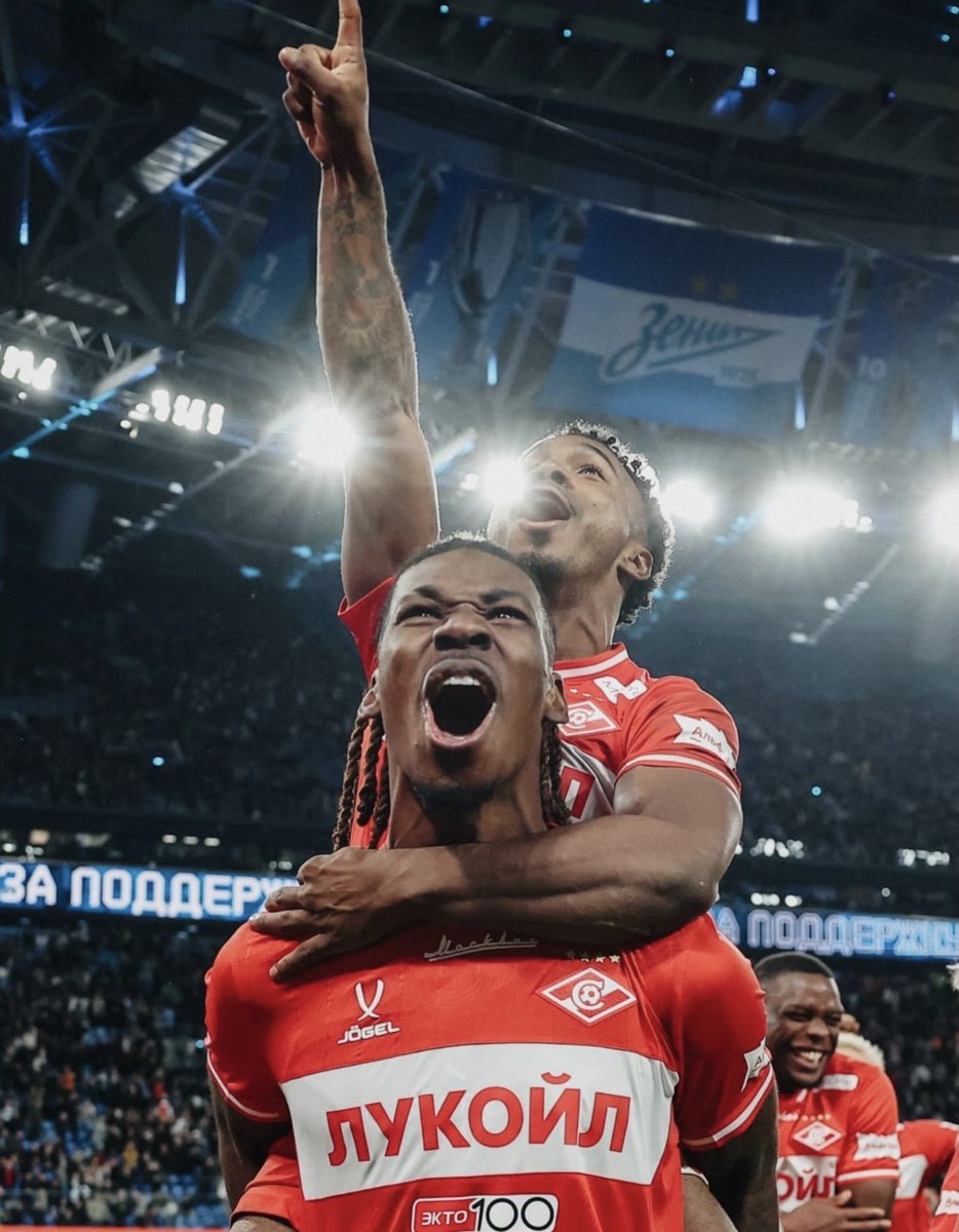 AllezLesLions tweet media