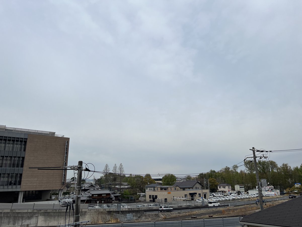 school_earpa's tweet photo. 4月9日(木)
おはようございます！
岡山は曇り☁

新年度が始まって1週間
桜も新緑に変わりはじめていますね🌿
環境の変化が多い時期ですが、
無理しすぎず自分のペースで
一歩ずつ頑張っていきましょう💪

本日もよろしくお願いします！

#企業公式が毎朝地元の天気を言い合う
#しごと計画学校 https://t.co/zNzuD7Vmhv