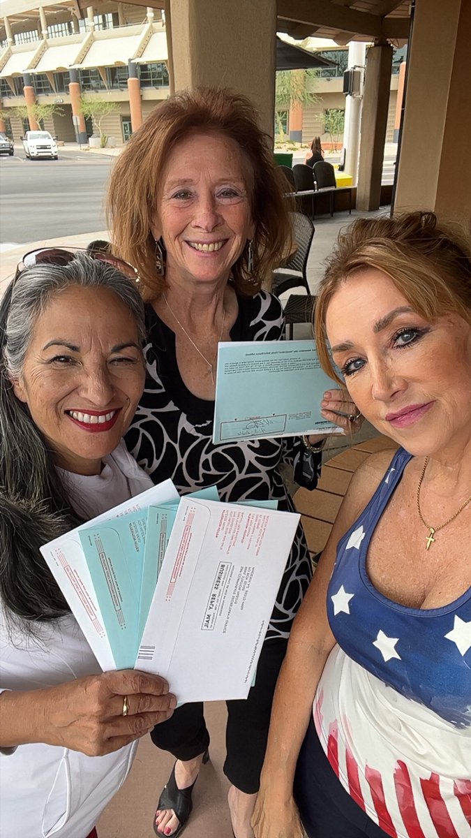 AZTrumplican's tweet photo. The hardest working team in America set out to save Arizona from Jane Fonda and the green new deal a year ago.

Nobody will outwork us. https://t.co/E1MfIU84Fi