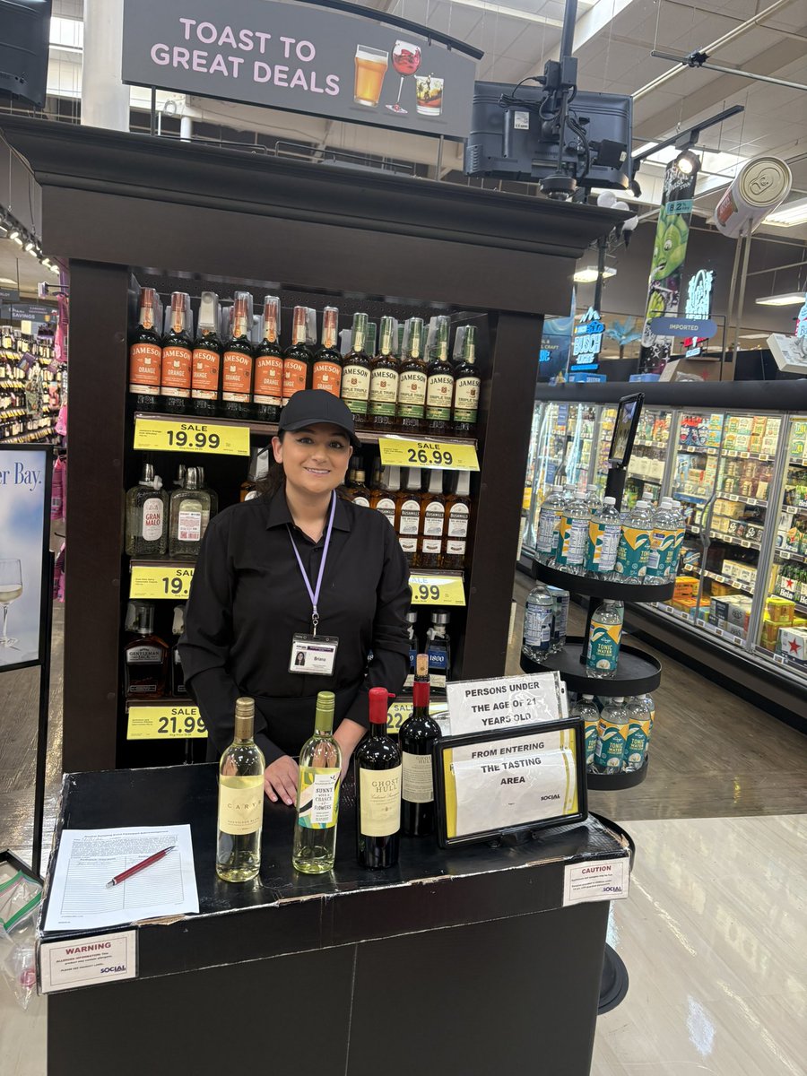 Wild_Heart18's tweet photo. #sunnywithachanceofflowers #ghosthull #carys #ralphs #socialsampling #instoresampling 
@sunnywithachanceofflowers @ghosthull @RalphsGrocery @SocialSampling https://t.co/Vt5jctaFpv