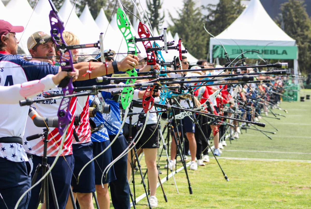 OlimpismoMex's tweet photo. Así quedaron los cruces para arco recurvo en la Copa del Mundo de Tiro con Arco en Puebla 🎯

Varonil
Matías Grande - 7° (bye hasta tercera ronda)
Tadeo Rodríguez - 27° (vs Harun Kirmizitas🇹🇷) 
Francisco Padilla - 37° (vs Lin Zih-Siang)
Juan Tellez - 63° (vs Cheng Hsiang-Hui)

Femenil
Ana Pau Vazquez - 4° (bye hasta tercera ronda)
Alejandra Valencia - 14° (vs Kirstin Andersen🇩🇰)
Angela Ruiz - 25° (vs Tabitha Yeo🇮🇩)
Rebeca Márquez - 36° (vs Simranjeet Kaur🇮🇳)

Equipo Varonil - 8° (vs Brasil🇧🇷)

Equipo Femenil - 3° (bye en primera ronda)

Equipo Mixto (Ana Pau y Matías) - 4° (bye en primera ronda)
