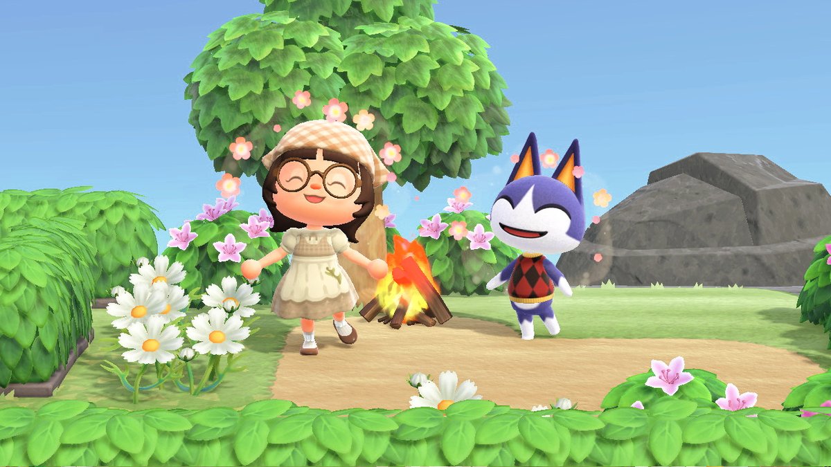 RaeFaeACNH's tweet image. I just finished the May Day Tour! Only playing once a year means it's always a brain teaser🧩🌿

Figuring out the maze is always so fun, and the reward makes it even better. Rover’s briefcase is such a cute prize 🧳💕

Remember to play by 5/1!
#acnh #animalcrossing #cozygaming