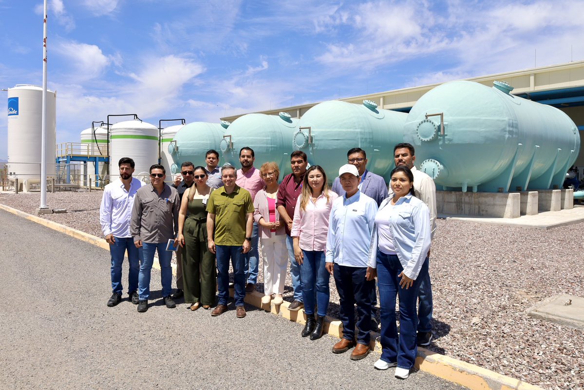 DelValleColosio's tweet image. Que a ningún municipio le falte el #Agua 💧

Por eso visitamos la planta desaladora Guaymas–Empalme, para conocer su funcionamiento y las alternativas que pueden fortalecer el abasto para las familias de #Hermosillo y todo #Sonora.

Hoy más que nunca, es indispensable impulsar
