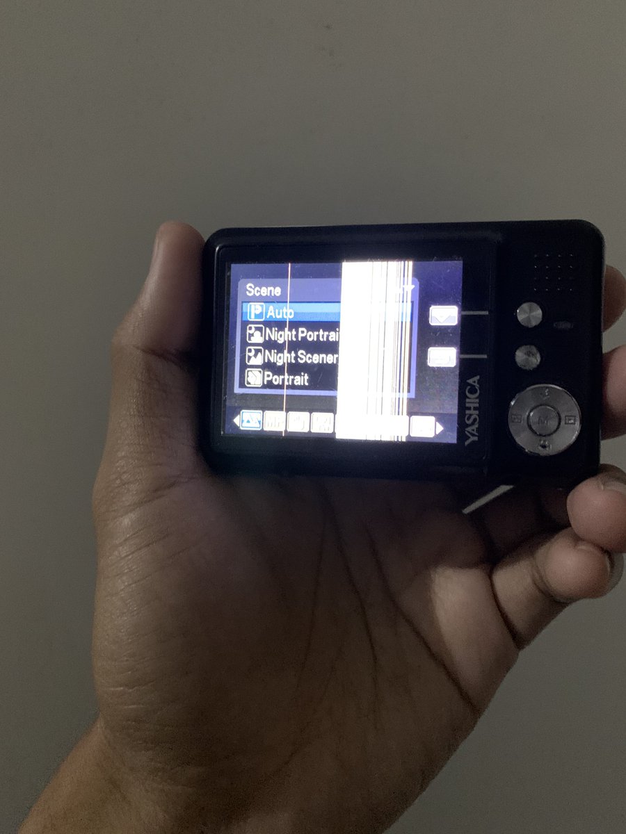 Riyan | WTS digicam 📸 tweet media