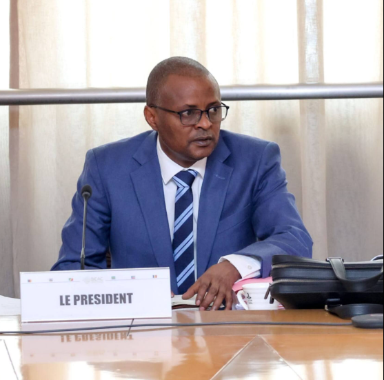 chaddnow's tweet image. #تشاد 🇹🇩 #اقتصاد

تحت إشراف وزارة المالية والميزانية والاقتصاد والتخطيط والتعاون الدولي، يعقد اللجنة الوزارية للاتحاد النقدي لإفريقيا الوسطى (#UMAC) اجتماعها يوم الأربعاء 8 أبريل 2026 في مقر #BEAC بـN’Djamena، برئاسة Tahir Hamid Nguilin، لمناقشة الاستقرار النقدي