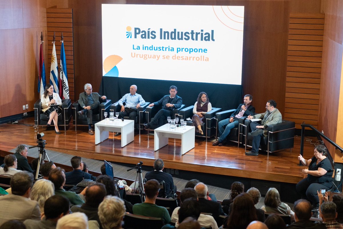Presidencia Uruguay tweet media