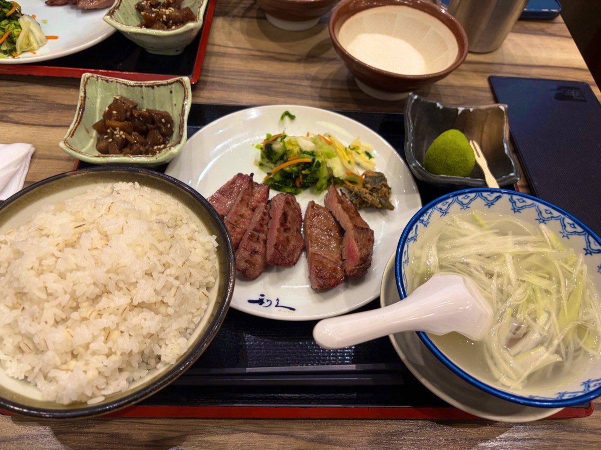 MaRin🦁 tweet media