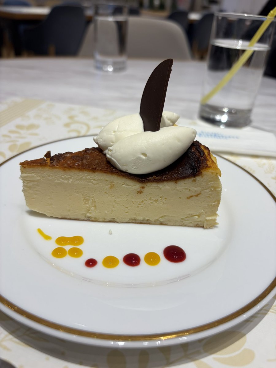 MaRin🦁 tweet media