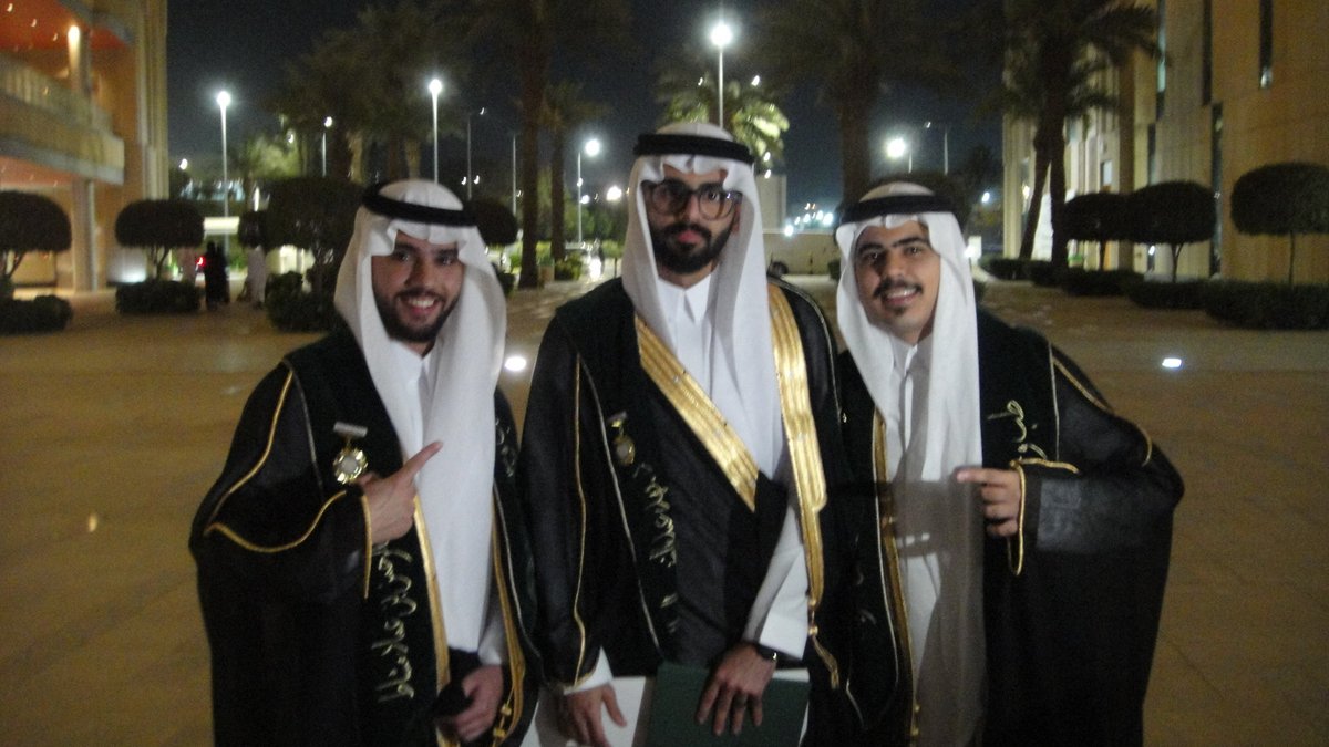 oneAEHM's tweet photo. https://t.co/lWpWd7rHgL