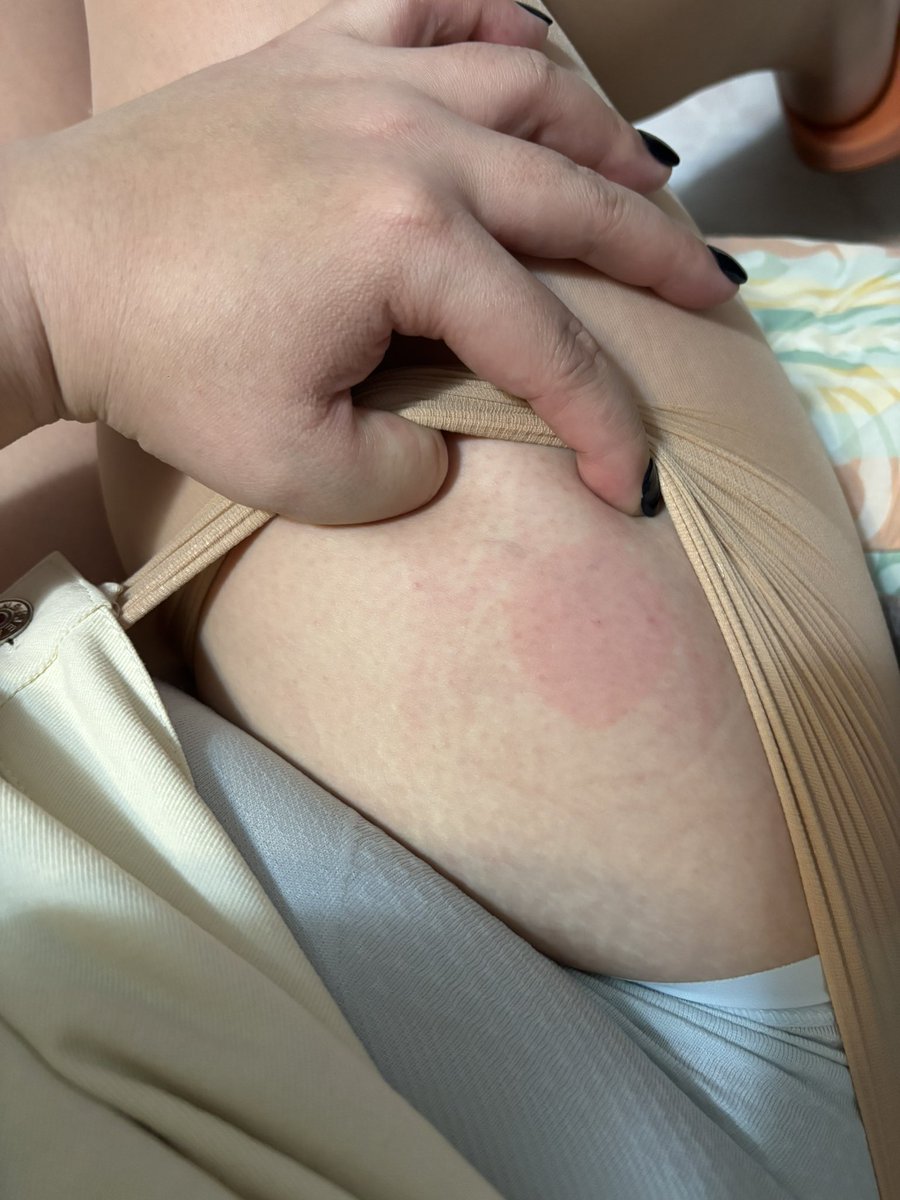 772🎀kiki tweet media