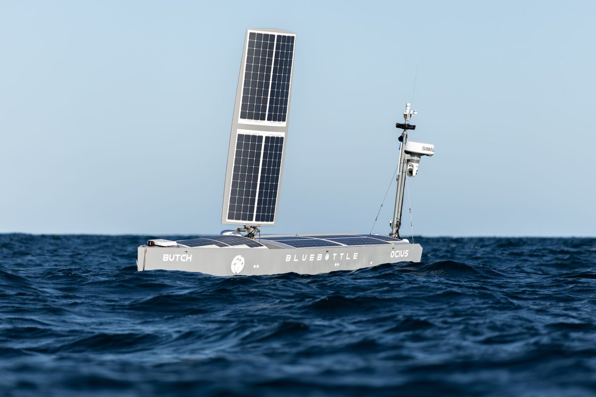OciusTechnology's tweet photo. Behind the scenes of our latest photoshoot 📷
We spent the day capturing our Bluebottle Uncrewed Surface Vessels from above and below the surface.
This is a behind‑the‑scenes look at what goes into bringing our technology to life. https://t.co/Hau6OMalsK
